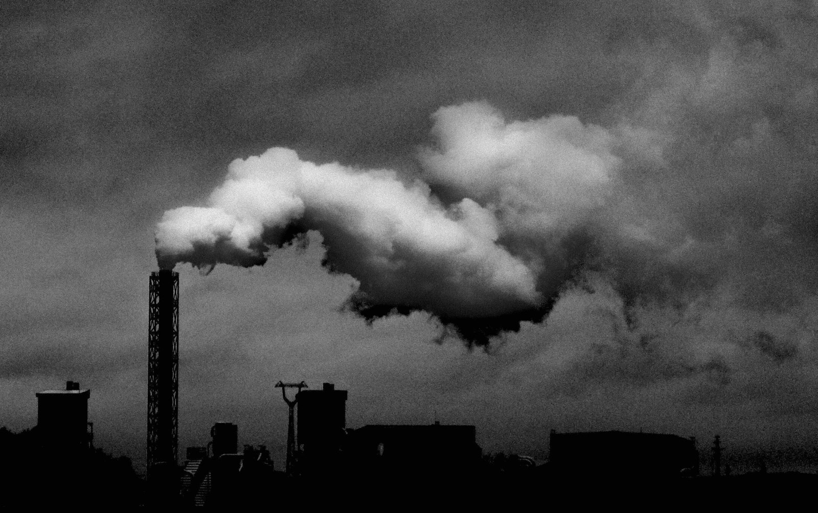 Emisiones a la Atmósfera Emisiones a la atmósfera y control ambiental en la industria