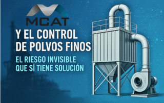 Colector de polvo metálico con ductería de acero inoxidable en planta industrial limpia